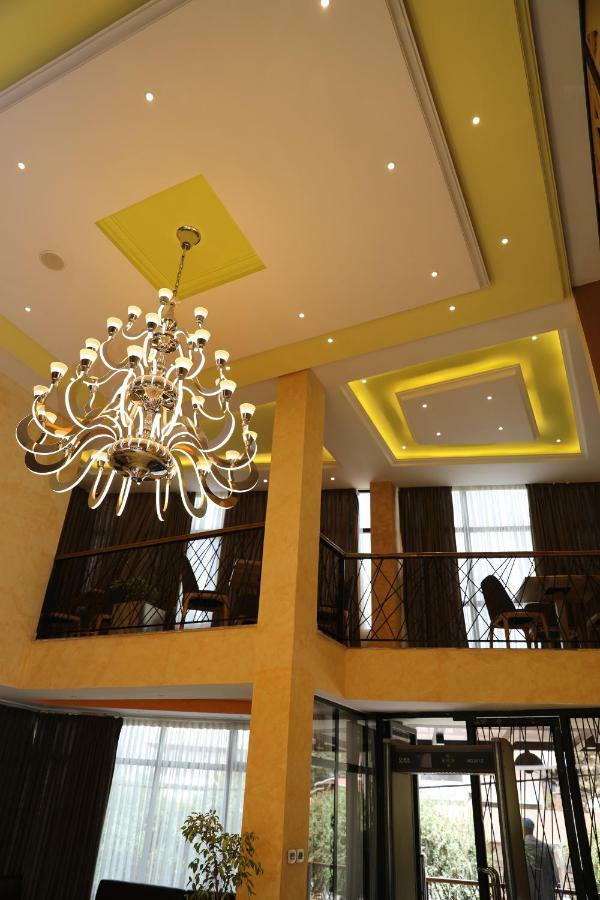 Vamos Addis Hotel Luaran gambar